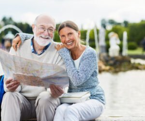 seniors-with-map_1098-14422 seniors-with-map_1098-14422